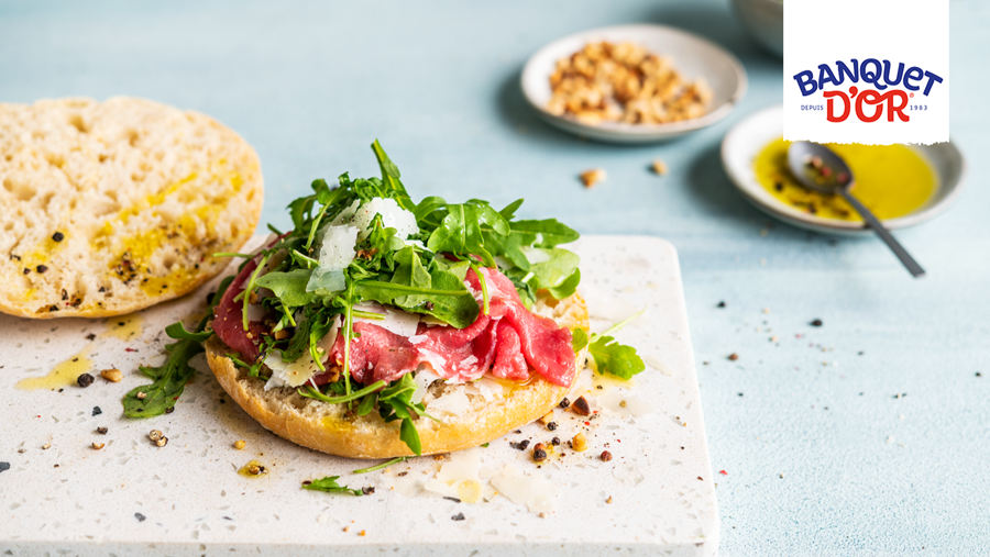 FOSSETTE tovert een glimlach op je gezicht