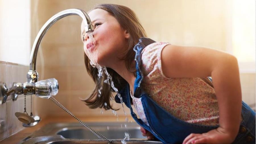 Voici comment convaincre les clients des avantages de l'eau du robinet