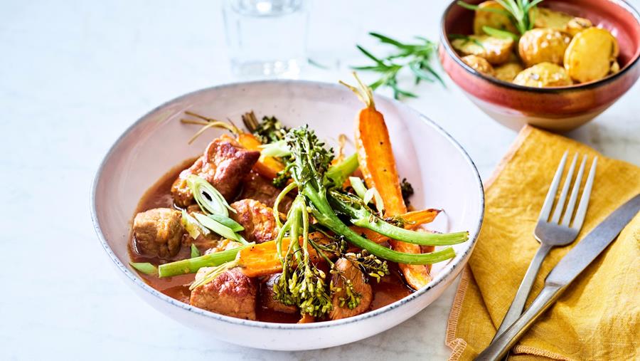 Vleesconsumptie thuis stijgt opnieuw lichtjes