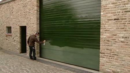 Hoe onderhoud je je garagepoort?
